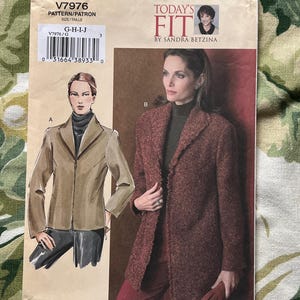 Vogue Sewing PATTERN 7976 Misses&#39; Jacket   Size:  G-H-I-J   Bust  46-55&quot;  Waist 41.5-50.5&quot;   Hip 48-57&quot;  Plus Size Pattern   Sandra Betzina