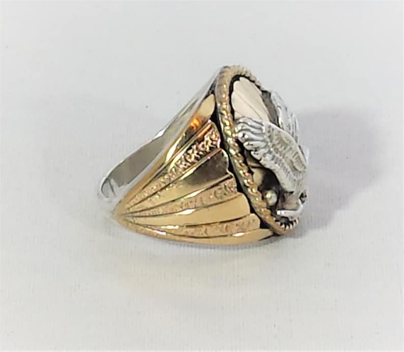Navajo Hand-Carved /'Flying Eagle/' Navajo Sterling Silver and 12K Gold Ring-Hallmarked /'S Ray/'