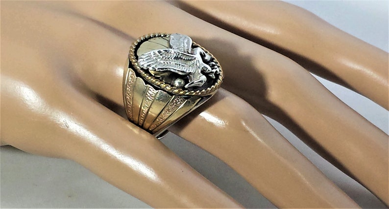 Navajo Hand-Carved /'Flying Eagle/' Navajo Sterling Silver and 12K Gold Ring-Hallmarked /'S Ray/'