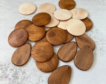 Blank wood pendant disc for keychain or jewelry - round or teardrop shapes