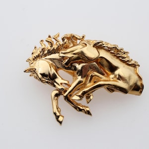 Race Horse Brooch / pin