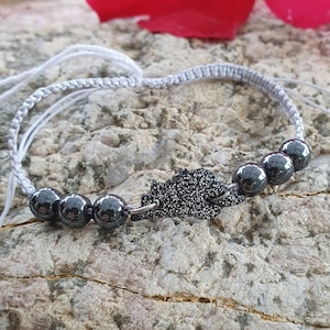 verstellbares Armband geflochten macramé Natursteine Korsika Harz