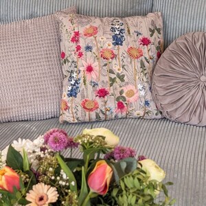 Wildflower cotton cushion, spring decoration, table decoration, Easter decorative cushion image 3