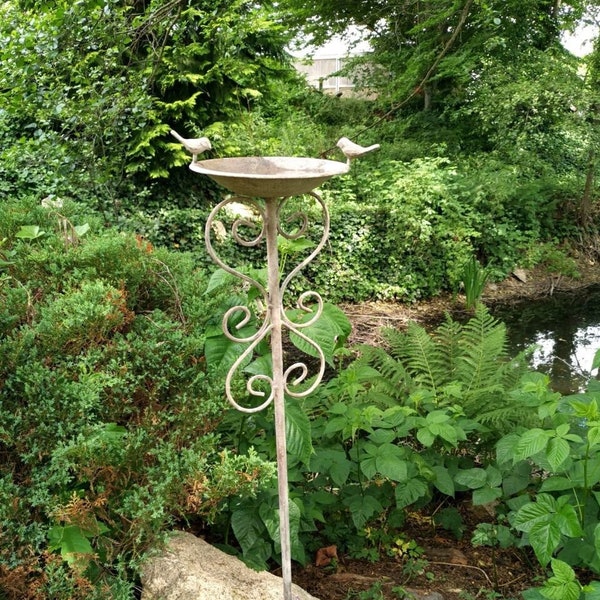 Bird fountain "petal" 229892