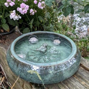 Baño para pájaros de cerámica grande, verde jade, 2 tamaños, decoración para pájaros, decoración de jardín, casa para pájaros, fuente para pájaros "jade" 36 * 9