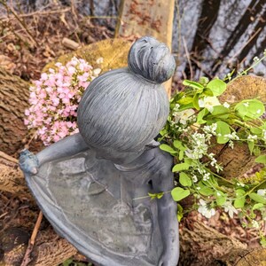 Vogelbrunnen, Figur Mädchen Spezialkeramik 50,5 cm, Gartenfigur Brunnen Mädchen knieend Bild 5