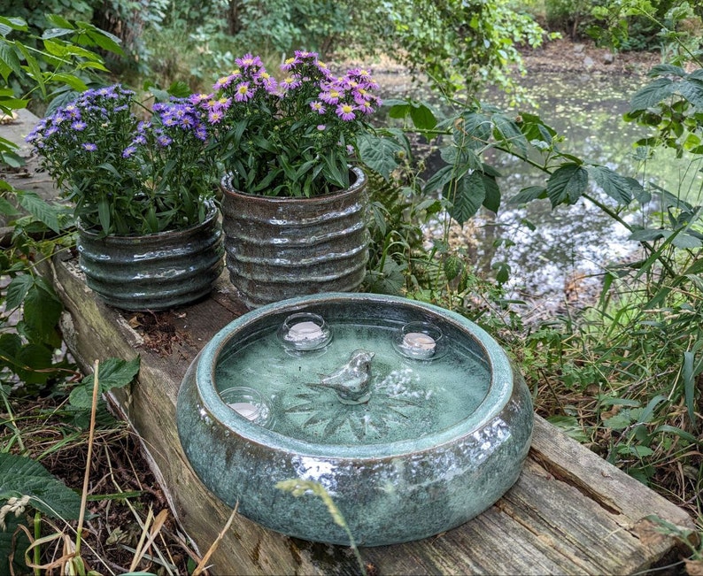 Große Vogeltränke Keramik Jadegrün 2 Größen, Vogeldeko, Gartendeko, Vogelhaus, Vogelbrunnen jade 36 9 Bild 1