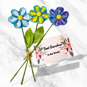 Buquê de flores de fita de cetim personalizado para avó ou avó dos netos, etiqueta personalizada, lembrança de dia das mães e aniversário