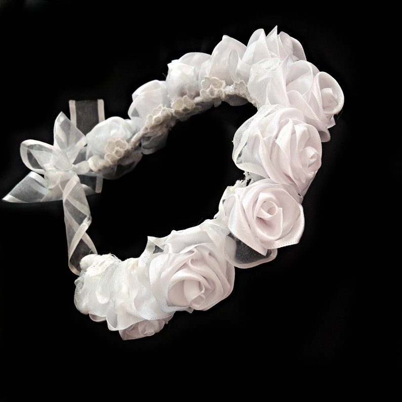 Bridal crown White wedding tiara Wedding hair wreath White roses wedding crown White wedding hairpiece