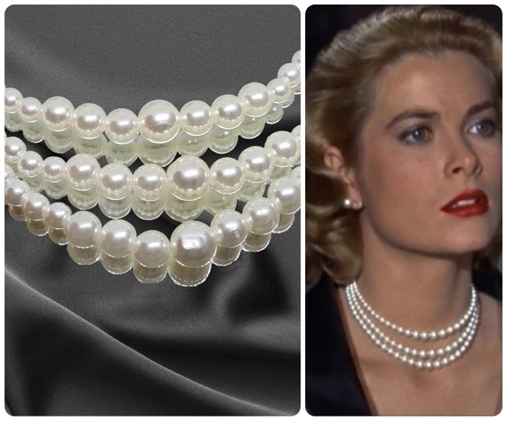 【VINTAGE HOLLYWOOD】Triple Pearl Clip Necklace VINTAGE HOLLYWOOD】Triple Pearl Clip Necklace