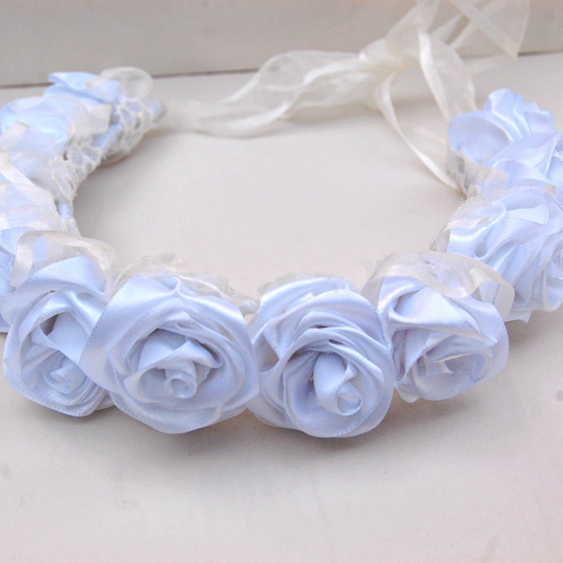 Bridal crown White wedding tiara Wedding hair wreath White roses wedding crown White wedding hairpiece