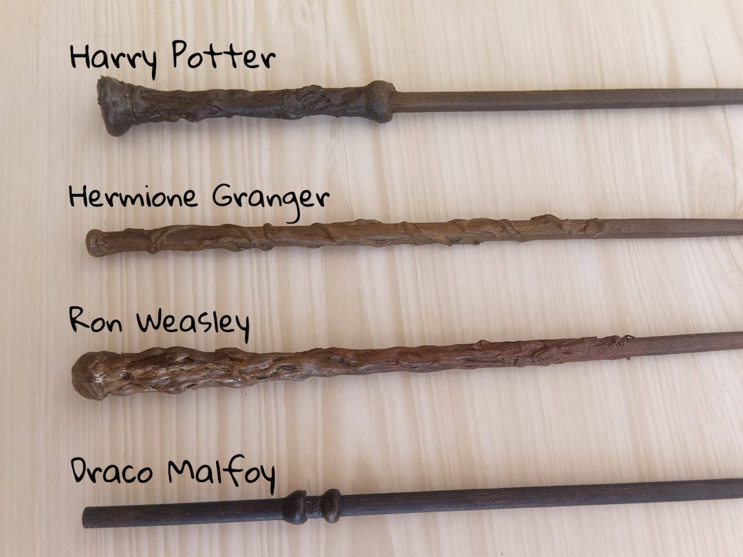 MES 63 BAGUETTES HARRY POTTER - 2021 Wands Collection 