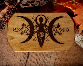 Altar / Triple Moon Goddess / Meditation / Altar Table / Tabletop Altar / Witch Decor / Pagan Altar / Wiccan Altar / Tarot