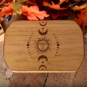 Altar / Sun and Moon Phase  / Meditation / Altar Table / Tabletop Altar / Witch Decor / Pagan Altar / Wiccan Altar / Tarot