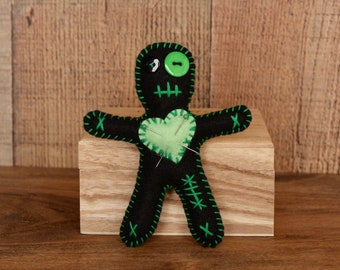 Voodoo doll/voodoo patch doll/Black and green