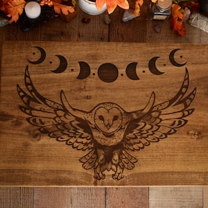 Altar / Owl / Meditation / Altar Table / Tabletop Altar / Tarot / Pagan Altar / Wiccan Altar / Portable Altar