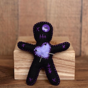 Voodoo doll/Voodoo patch doll/Black and purple