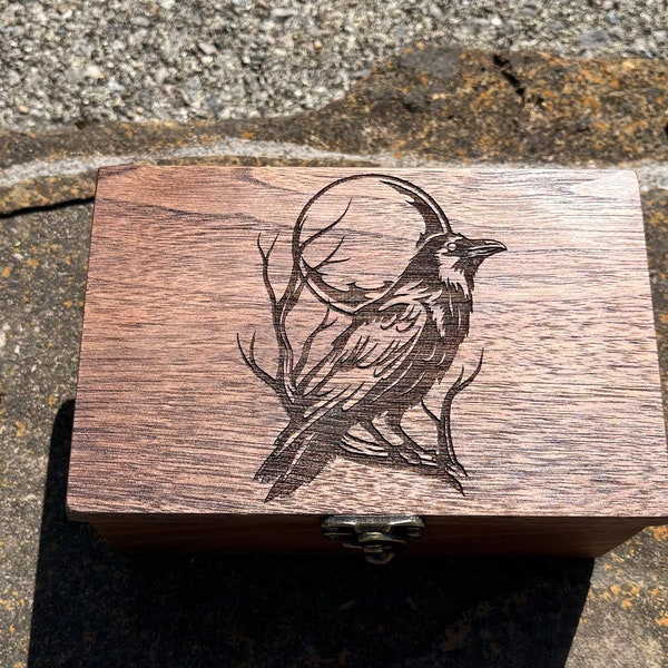 Raven wood box/Raven stash box/keepsake box/tarot card wood box