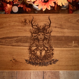 Altar / Horned Goddess / Meditation / Altar Table / Tabletop Altar / Witch Decor / Pagan Altar / Wiccan Altar / Tarot