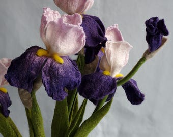 Hand-felted iris flowers – set of 5 with buds | Elegant decorative flowers made of wool