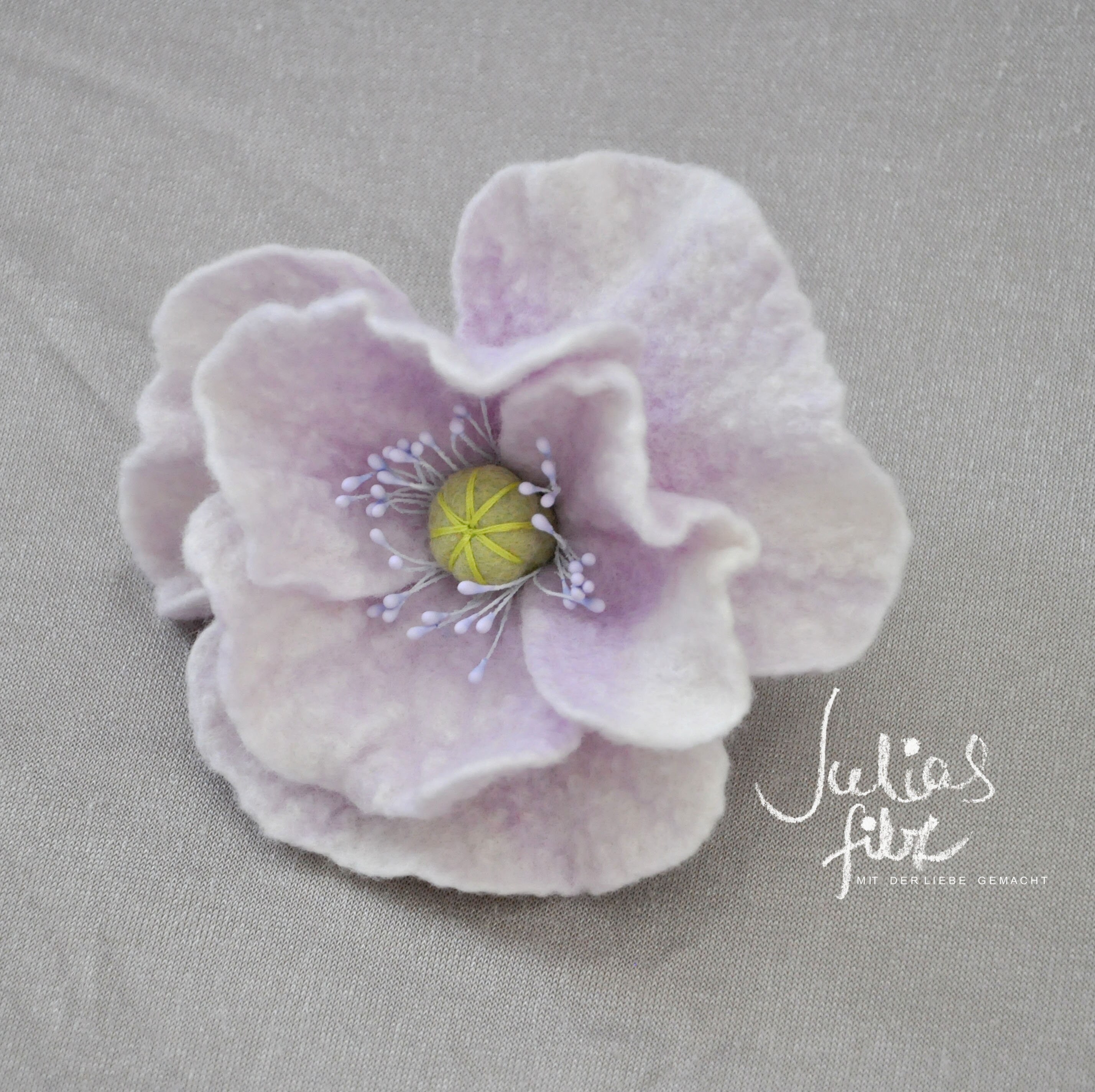 Große Rosen-Haarklammer In Flieder – Lotusblüten-Design, Aus Kunststoff/Polyester, Dekoratives Haaraccessoire