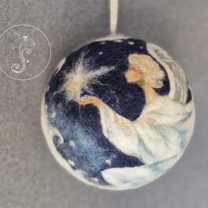 Christmas ball, wool painting, artwork, felted, angel with star, snow, decorative ball, Christmas decoration, blue-white, grey, 13 cm