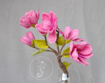 Magnolien Zweig gefilzt, Blumenstrauß, Filzblumen, Frühling Dekoration , pink, rosa, Wolle, Zimmer-Dekoration