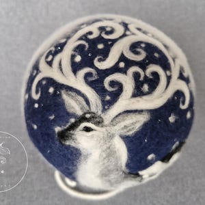 Christmas ball, wool painting, artwork, felted, deer, winter, snow, decorative ball, decoration, dark blue-white-grey, 13 cm
