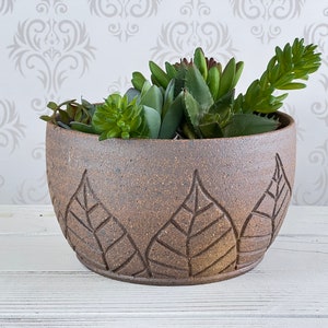 Brown 5 inch plant pot, succulent handmade planter with drainage, cute planter, ceramic flower pot with drain hole, unglazed