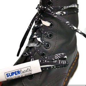 Super Black Laces and Glow in the dark, Witches&#39; Night in fabrics, handmade in Quebec. Plastic tips. Dr Martens, Converse