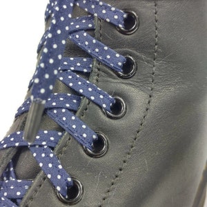 Super Lacets mini white polka dots on navy blue background in fabric, handmade in Quebec. Plastic tips, Dr Martens, Converse, polka dot
