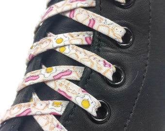 Super Egg and Bacon laces, beige, pink, yellow, in fabrics, made in Quebec. Plastic tips. Dr Martens, Converse, Vans