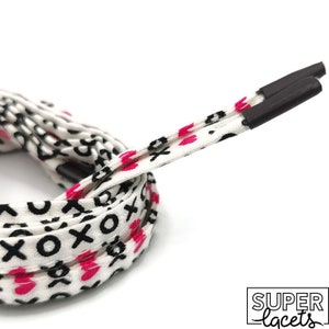 Super XOXO Laces, cuddly kisses, hearts, friends, in fabric. Plasticized tips. Dr. Martens, Converse, vans. Long lengths. image 5