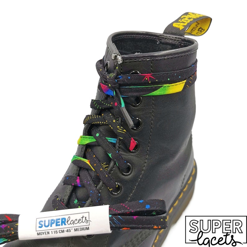 Super Rainbow Moon-Stoffschnürsenkel, handgefertigt in Quebec. Plastifizierte Spitzen. Dr. Martens, Converse, Rainbow LGBTQI Pride Pride Bild 3