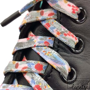 Super Lacets Ferns and flowers in fabrics, handmade in Quebec. Plastic tips. Dr Martens, Converse, Vans, women's gift, summer