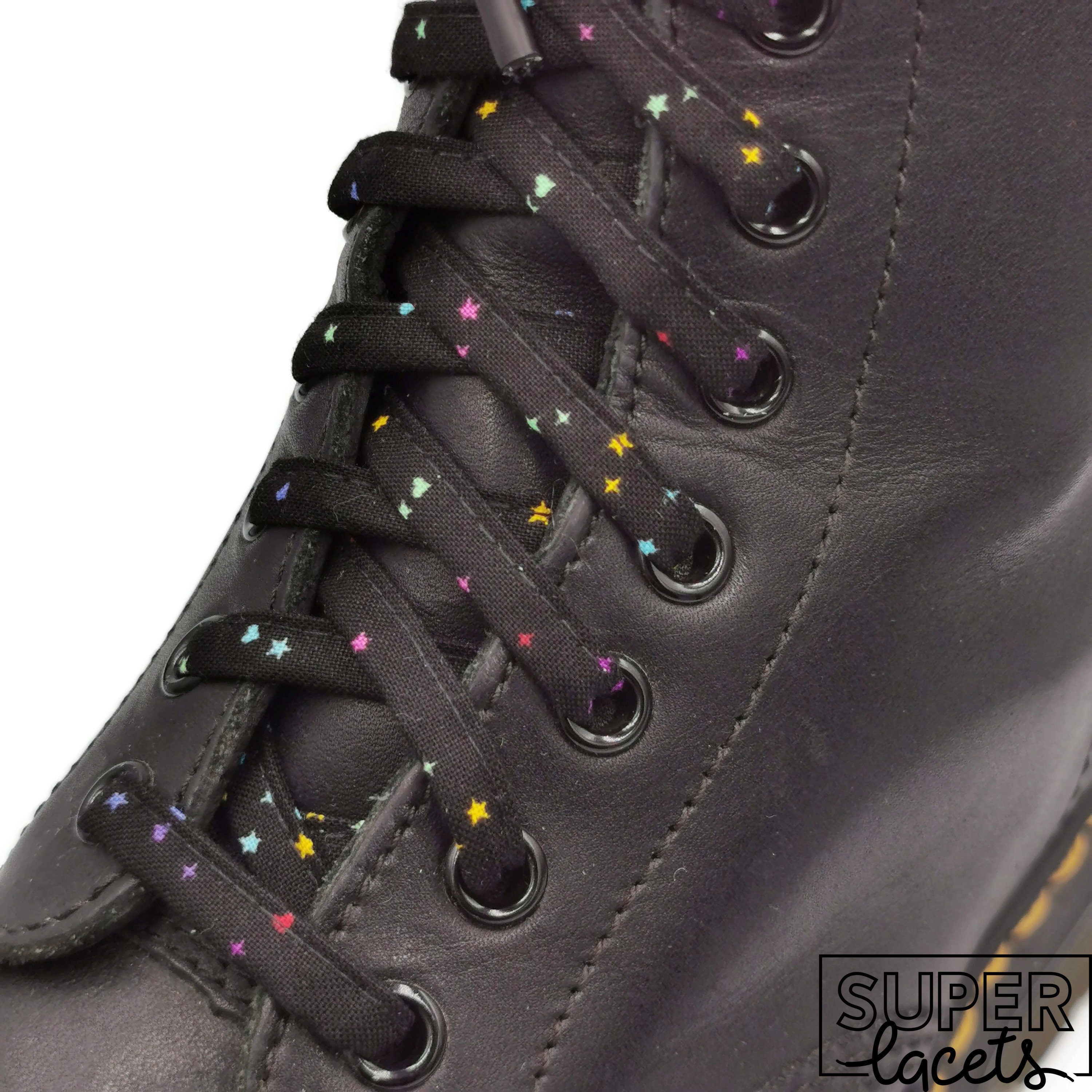 Cordones de tela super negros y multicolores hechos a mano en Quebec. Cordones arcoiris Puntas plastificadas. Dr Martens Converse Vans Etsy Mexico