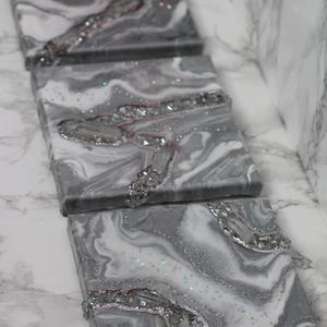 Luxury Wall Art 3-piece mini canvas art Resin Painting, Gray Wall Decor Glitter Geode Marble Crystal Art for Glam Living Room