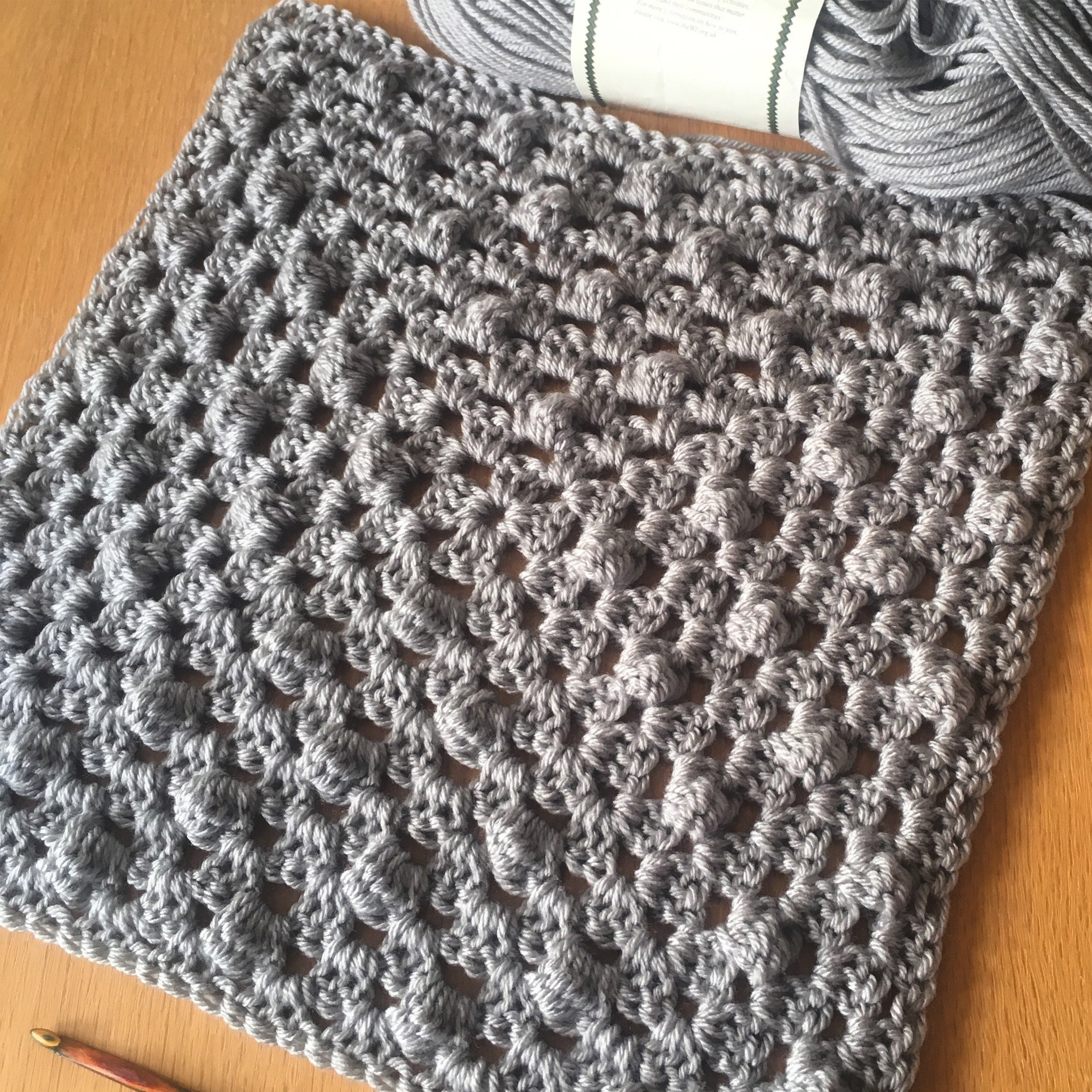 Modern Granny Square Bobble Blanket pattern by Melu Crochet | Etsy