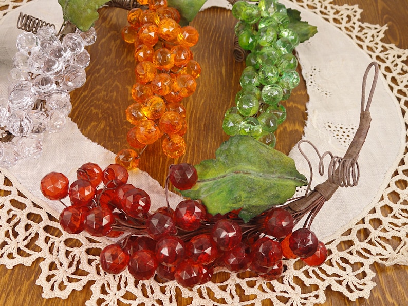 CHOICE: Retro 1960's Acrylic Plastic Lucite Hanging Grape Cluster Bunch ...