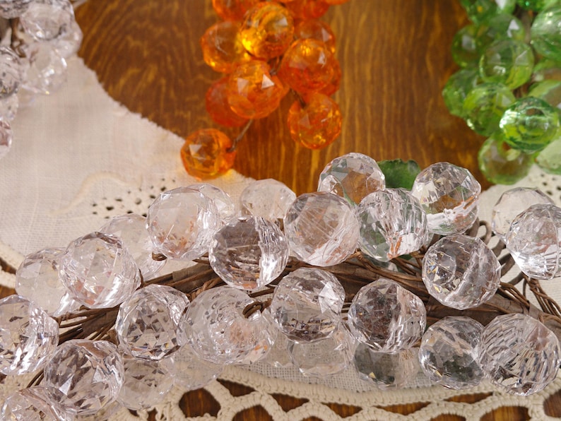CHOICE: Retro 1960's Acrylic Plastic Lucite Hanging Grape Cluster Bunch ...