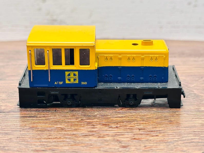 Vintage AHM ATSF 360 Diesel Switcher Engine for Model Train Restoration ...