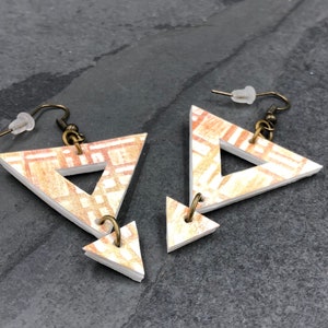 Modern White Triangle Paper Earrings / Paper Jewelry White Earrings Triangle Earrings Statement Earrings Boho Earrings Summer Fashion