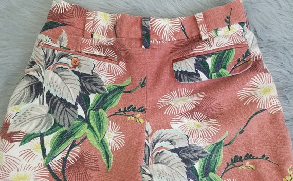 Vintage 50s Tropical Barkcloth Shorts Hawaiian Co… - image 4