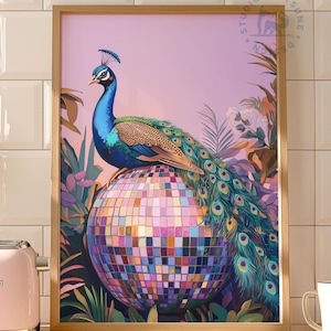 Arte mural con bola de discoteca de pavo real, póster de pájaro al atardecer en la jungla, decoración de pared con animales glamurosos, impresión digital, decoración de pared maximalista, regalo para el hogar