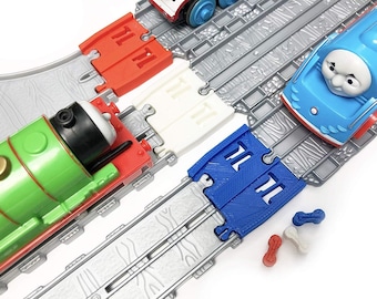 Trainlab adapters compatible with thomas adventures to thomas take-n-play train track adapters (2 pcs)