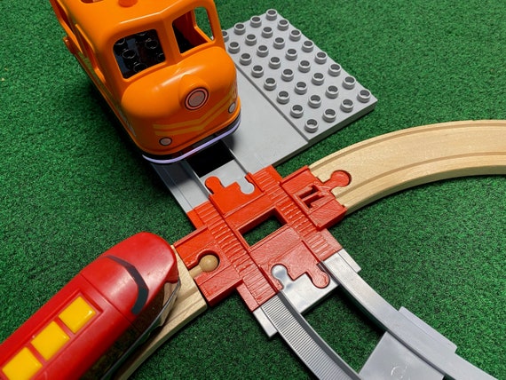 Trainlab connector for duplo lego and wooden railway sets