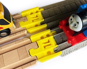 Trainlab thomas wood 2018 to trackmaster (brown 2009) train track adapters (2pc)