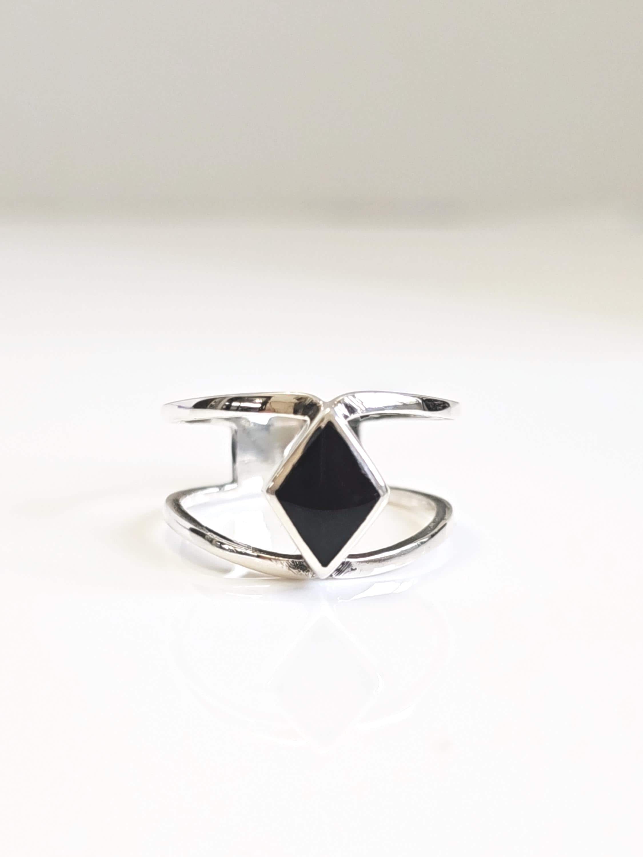 Sterling Silver Onyx Ring, Minimalist Ring for Women, Stack Ring, Pointer Ring, 925 Stamped, Anniversary Ring, Gift for Her