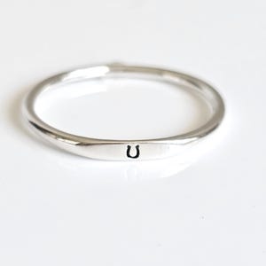 Sterlingzilveren sierlijke hoefijzerring, minimalistische ring voor vrouwen, 925 Lucky Horse-schoenring, vriendschapsring, sierlijke paardensportring
