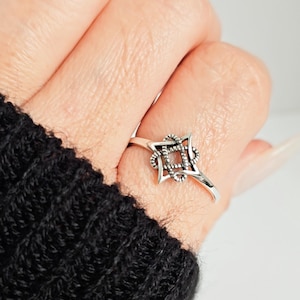 Sterling Silver Celtic Solomons Knot Ring, Minimalist Ring for Women, Stack Ring, Pointer Ring, 925 Stamped, Anniversary Ring, Gift for Her